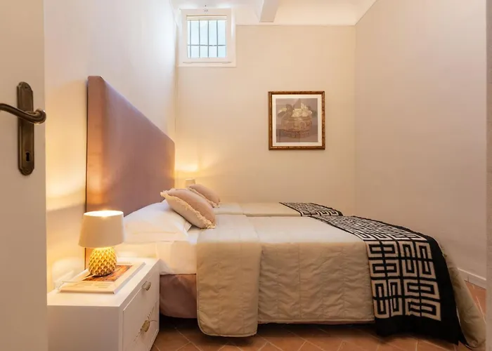 - Casa Pinocchio With View Daire Floransa